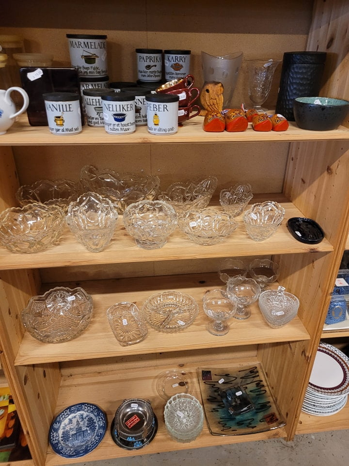 Rydning af dødsbo - Hjem - Kram Dødsbo og Antik - 340326387 233326562601958 5530936272094420504 n 340326387_233326562601958_5530936272094420504_n